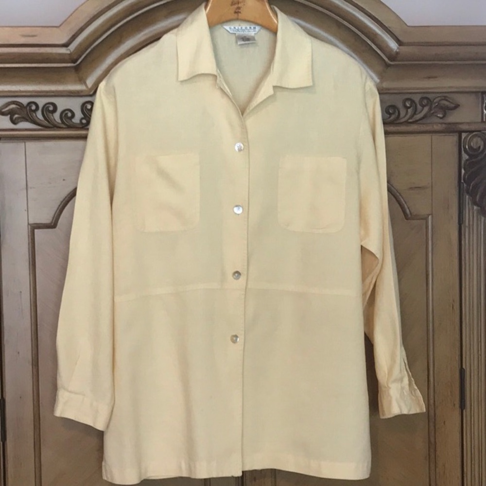 Uniform John Paul Richard linen long sleeve shirt